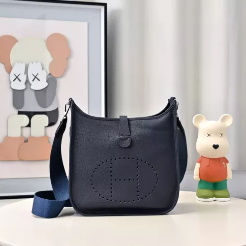 Hermes AAA Quality Messenger Bags For Women #1355568