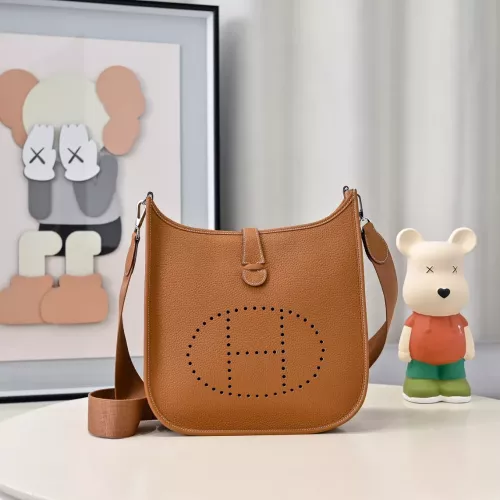 Hermes AAA Quality Messenger Bags For Women #1355572