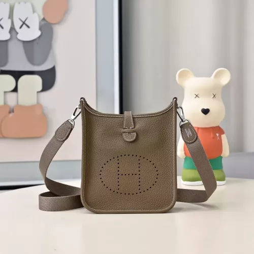 Hermes AAA Quality Messenger Bags For Women #1355575