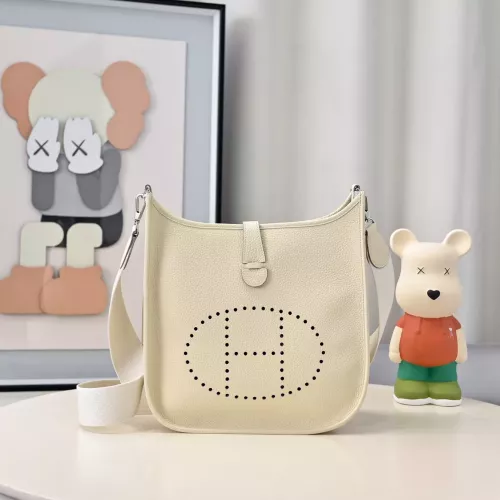 Hermes AAA Quality Messenger Bags For Women #1355578