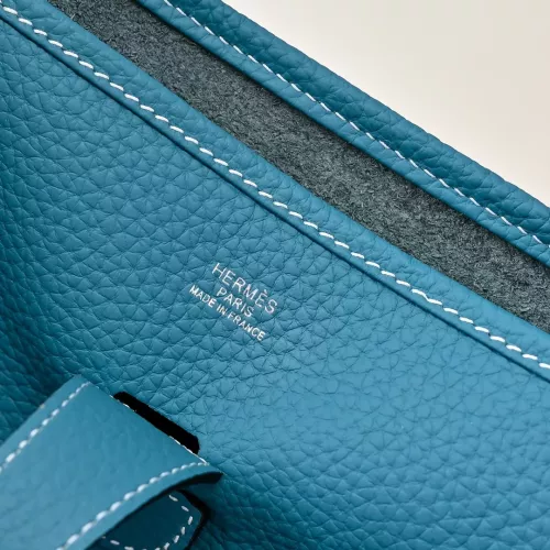 Replica Hermes AAA Quality Messenger Bags For Women #1355582 $100.00 USD for Wholesale
