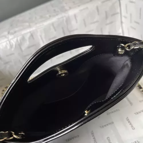 Replica Chanel AAA Quality Messenger Bags For Women #1356057 $108.00 USD for Wholesale