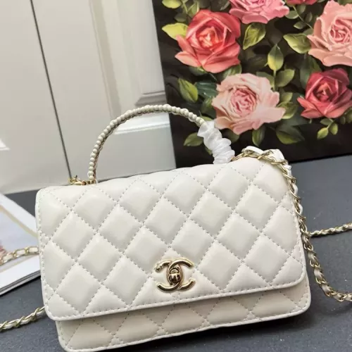 Chanel AAA Quality Messenger Bags For Women #1356080