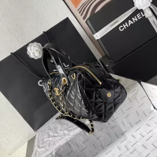 Replica Chanel AAA Quality Handbags For Women #1356142 $135.00 USD for Wholesale