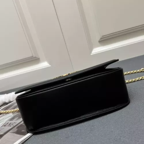 Replica Gucci AAA Quality Messenger Bags For Women #1356167 $92.00 USD for Wholesale