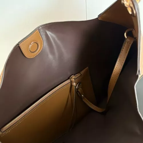 Replica Gucci AAA Quality Shoulder Bags For Women #1357040 $88.00 USD for Wholesale