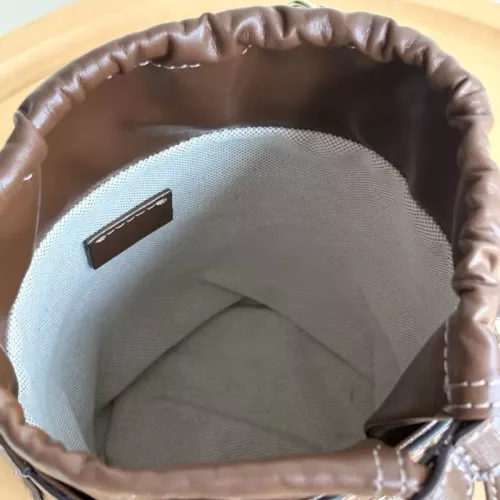 Replica Gucci AAA Quality Handbags For Women #1357222 $72.00 USD for Wholesale