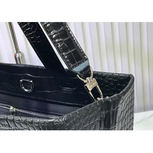 Replica Louis Vuitton AAA Quality Handbags For Women #1357437 $80.00 USD for Wholesale