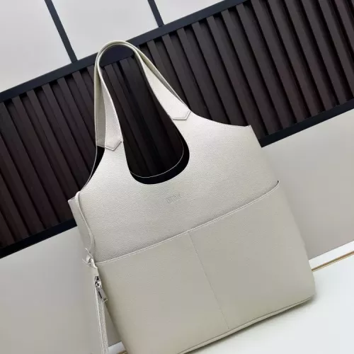 Christian Dior AAA Quality Shoulder Bags For Women #1358604 $102.00 USD, Wholesale Replica Christian Dior AAA Quality Shoulder Bags