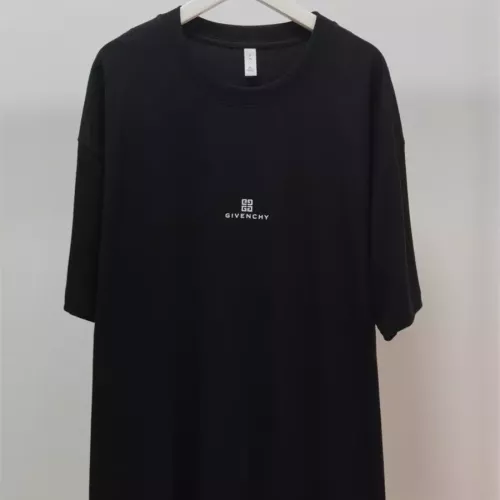 Givenchy T-Shirts Short Sleeved For Unisex #1358694 $42.00 USD, Wholesale Replica Givenchy T-Shirts