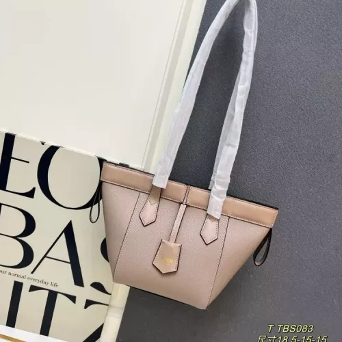 Fendi AAA Quality Shoulder Bags For Women #1358779