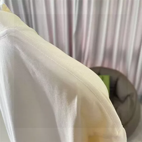 Replica Gucci T-Shirts Short Sleeved For Unisex #1358808 $42.00 USD for Wholesale