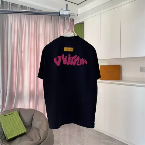 Replica Louis Vuitton LV T-Shirts Short Sleeved For Unisex #1358872 $42.00 USD for Wholesale