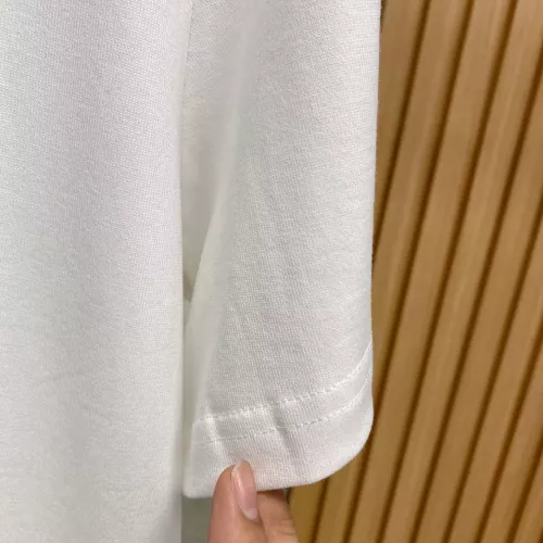 Replica Louis Vuitton LV T-Shirts Short Sleeved For Unisex #1359259 $64.00 USD for Wholesale