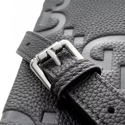 Replica Gucci AAA Man Messenger Bags #1359444 $108.00 USD for Wholesale