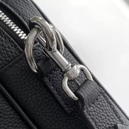 Replica Gucci AAA Man Messenger Bags #1359451 $115.00 USD for Wholesale