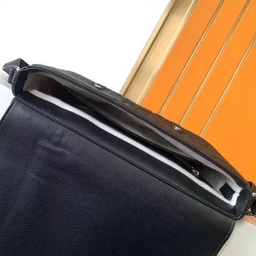 Replica Gucci AAA Man Messenger Bags #1359465 $132.00 USD for Wholesale