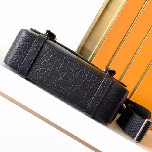 Replica Gucci AAA Man Messenger Bags #1359473 $140.00 USD for Wholesale