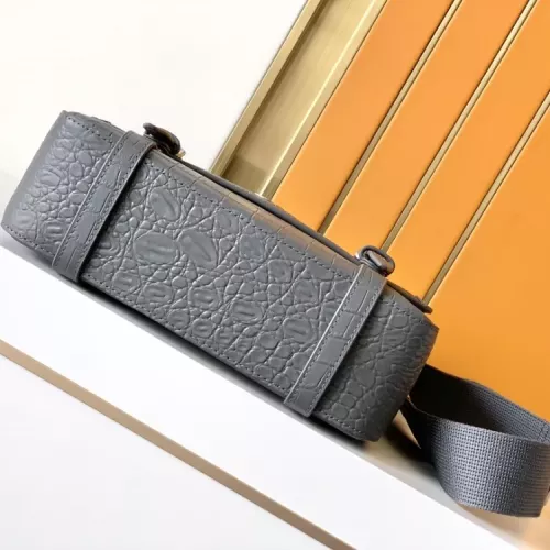 Replica Gucci AAA Man Messenger Bags #1359474 $140.00 USD for Wholesale