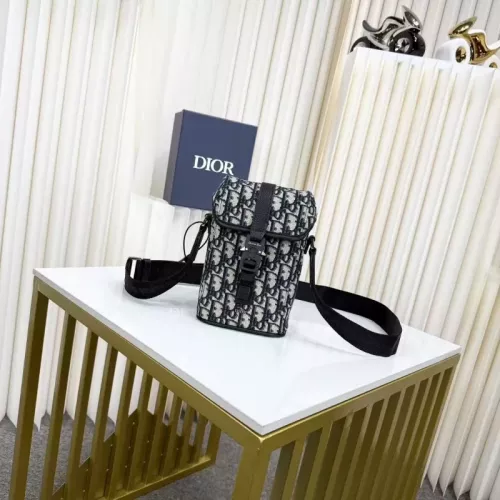 Christian Dior AAA Man Messenger Bags #1359764