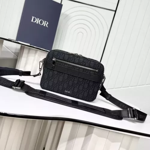 Christian Dior AAA Man Messenger Bags #1359767