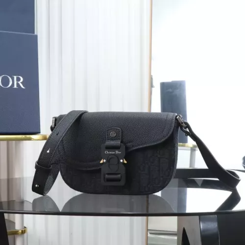 Christian Dior AAA Man Messenger Bags #1359769
