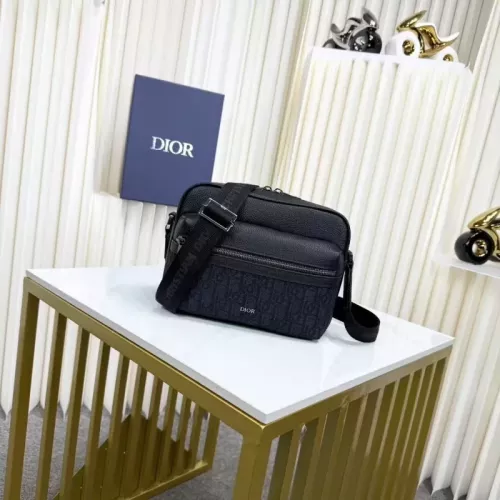 Christian Dior AAA Man Messenger Bags #1359777