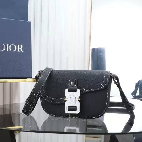 Christian Dior AAA Man Messenger Bags #1359779