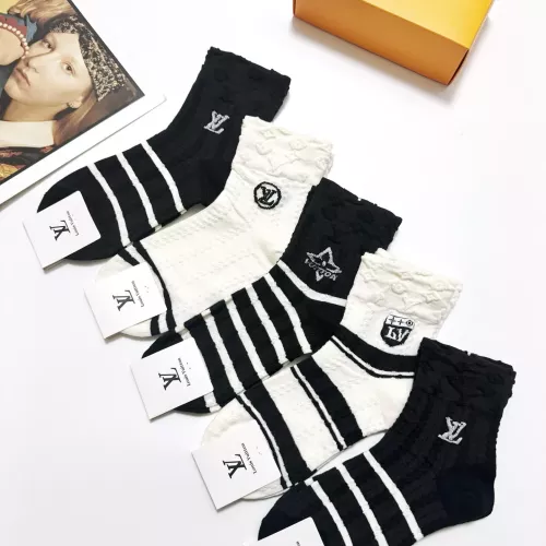 Replica Louis Vuitton LV Socks #1360058 $27.00 USD for Wholesale