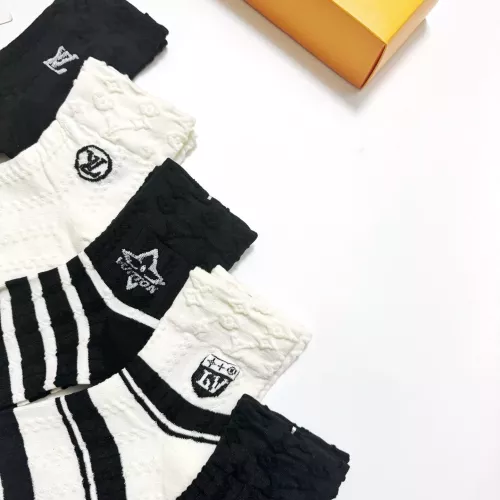 Replica Louis Vuitton LV Socks #1360058 $27.00 USD for Wholesale