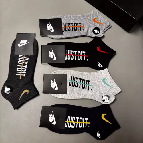 Replica Nike Socks #1360132 $25.00 USD for Wholesale