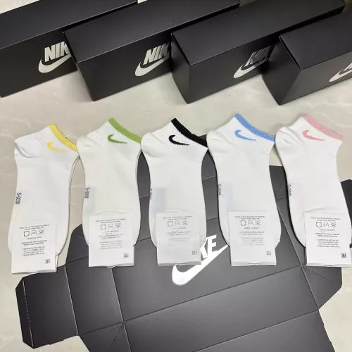 Replica Nike Socks For Women #1360319 $25.00 USD for Wholesale