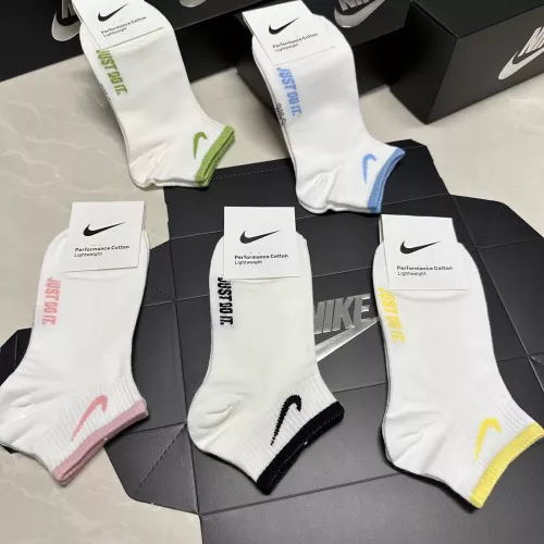 Replica Nike Socks For Women #1360319 $25.00 USD for Wholesale