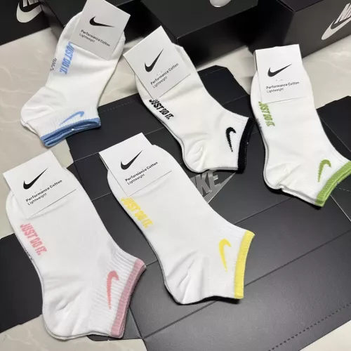 Replica Nike Socks For Women #1360319 $25.00 USD for Wholesale