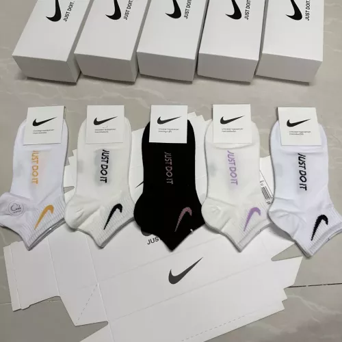 Replica Nike Socks For Women #1360320 $25.00 USD for Wholesale