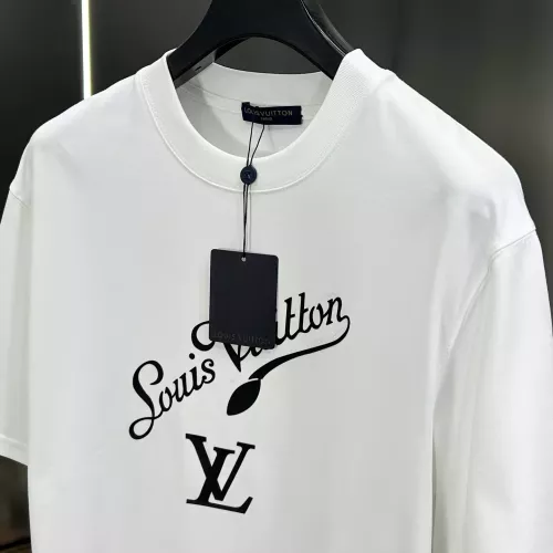 Replica Louis Vuitton LV T-Shirts Short Sleeved For Men #1361218 $60.00 USD for Wholesale