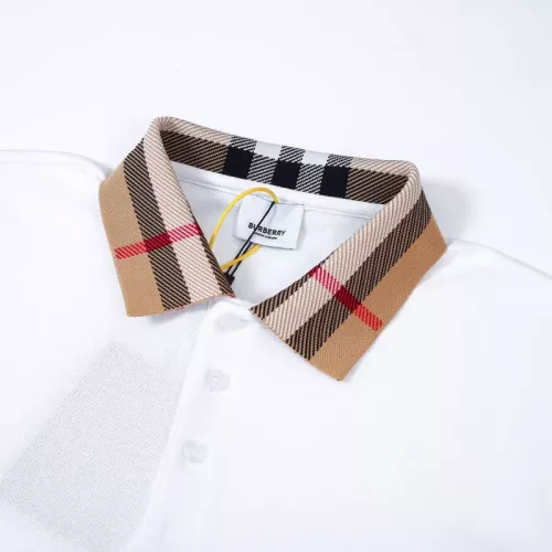 Replica Burberry T-Shirts Short Sleeved For Unisex #1361838 $42.00 USD for Wholesale