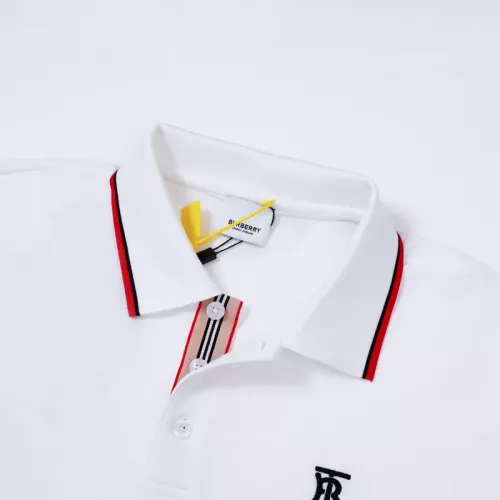 Replica Burberry T-Shirts Short Sleeved For Unisex #1361846 $42.00 USD for Wholesale