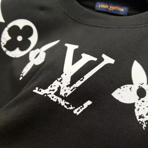 Replica Louis Vuitton LV T-Shirts Short Sleeved For Unisex #1361887 $39.00 USD for Wholesale