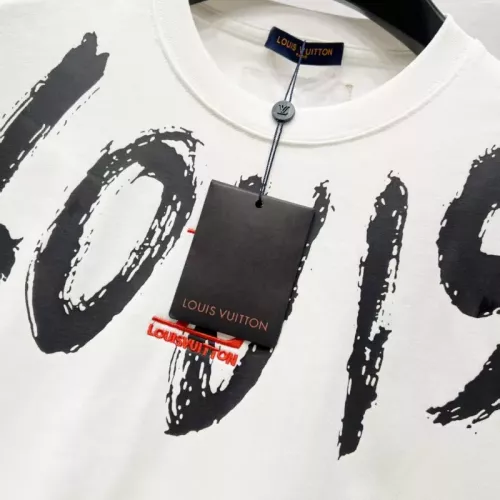 Replica Louis Vuitton LV T-Shirts Short Sleeved For Unisex #1361888 $39.00 USD for Wholesale