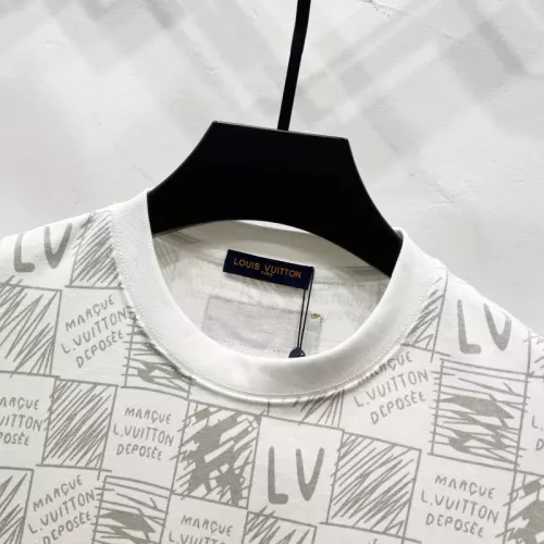 Replica Louis Vuitton LV T-Shirts Short Sleeved For Unisex #1361894 $40.00 USD for Wholesale