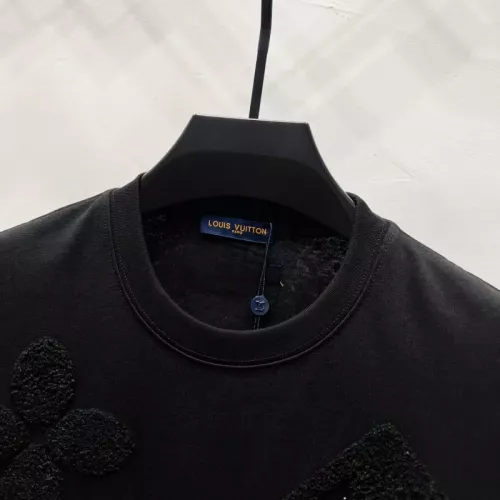 Replica Louis Vuitton LV T-Shirts Short Sleeved For Unisex #1361899 $40.00 USD for Wholesale