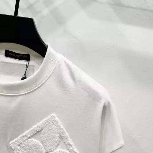 Replica Louis Vuitton LV T-Shirts Short Sleeved For Unisex #1361900 $40.00 USD for Wholesale