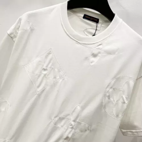 Replica Louis Vuitton LV T-Shirts Short Sleeved For Unisex #1361901 $41.00 USD for Wholesale