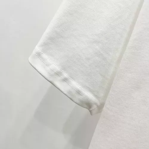 Replica Louis Vuitton LV T-Shirts Short Sleeved For Unisex #1361903 $41.00 USD for Wholesale