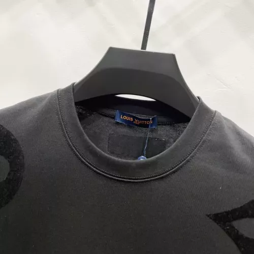 Replica Louis Vuitton LV T-Shirts Short Sleeved For Unisex #1361907 $41.00 USD for Wholesale