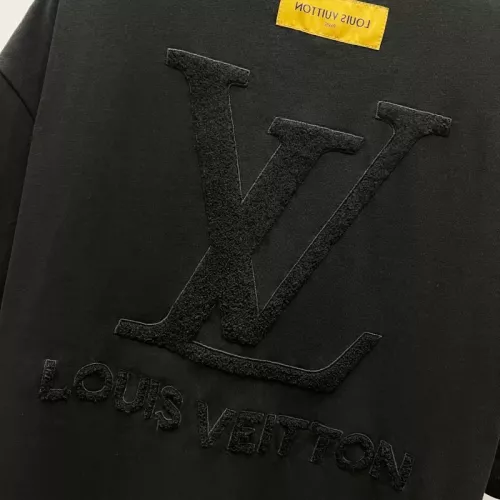 Replica Louis Vuitton LV T-Shirts Short Sleeved For Unisex #1361916 $40.00 USD for Wholesale