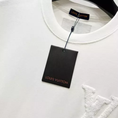 Replica Louis Vuitton LV T-Shirts Short Sleeved For Unisex #1361917 $40.00 USD for Wholesale