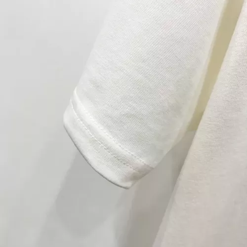 Replica Louis Vuitton LV T-Shirts Short Sleeved For Unisex #1361917 $40.00 USD for Wholesale
