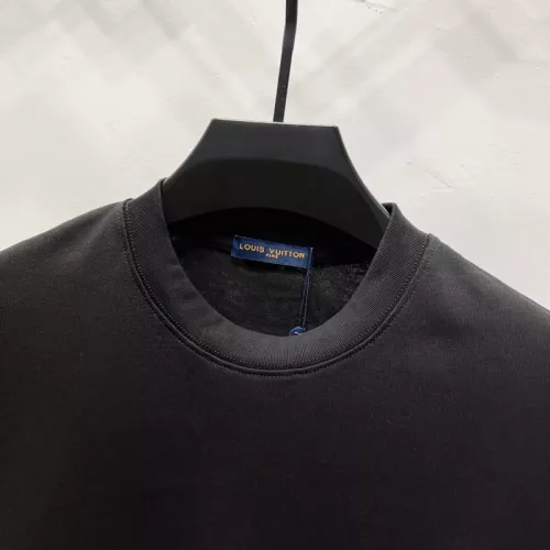Replica Louis Vuitton LV T-Shirts Short Sleeved For Unisex #1361918 $40.00 USD for Wholesale